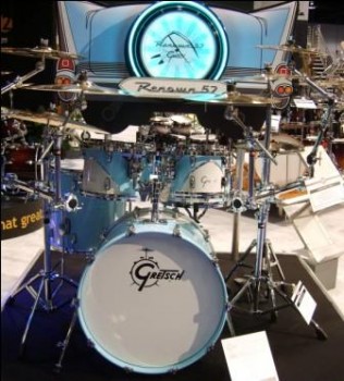 NAMM 2011 Photos 254a Gretsch Renown 57 kit-Web