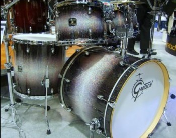 NAMM 2011 Photos 616 Gretsch Catalina Birch Eb. Dia. Halo. Burst-Web