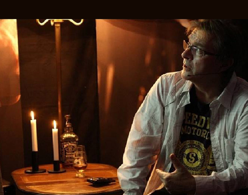 A Gretsch Abroad – Candlelit Interview in Denmark