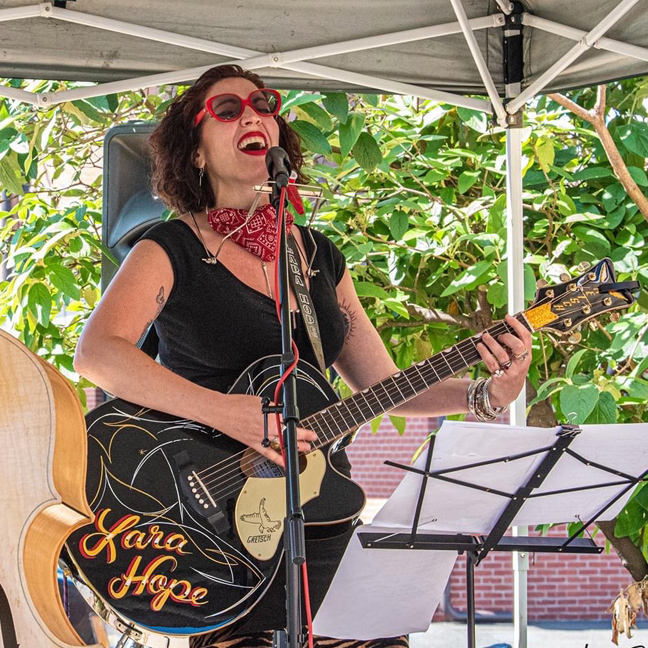 An Interview with Lara Hope: Rollicking Queen of Roots, Rock ‘n’ Roll, and Rockabilly Twang!